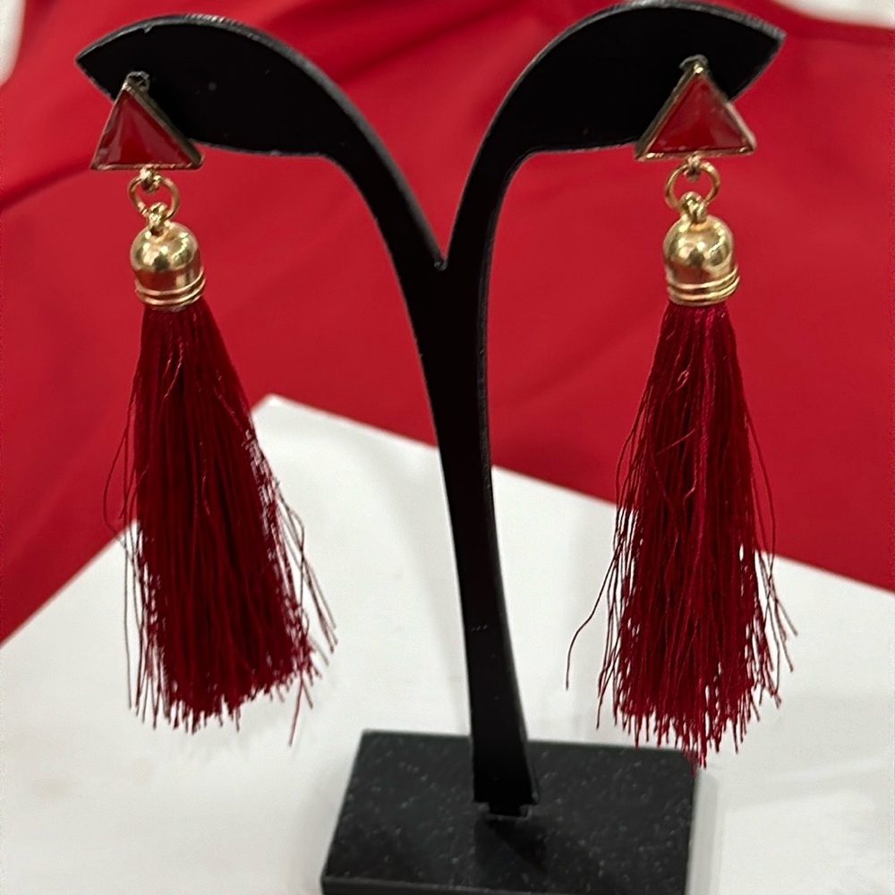 Earings - Picture 5 of 6